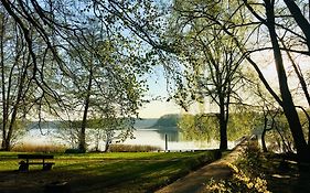 Waldschenke Stendenitz Übernachten im Wald am See