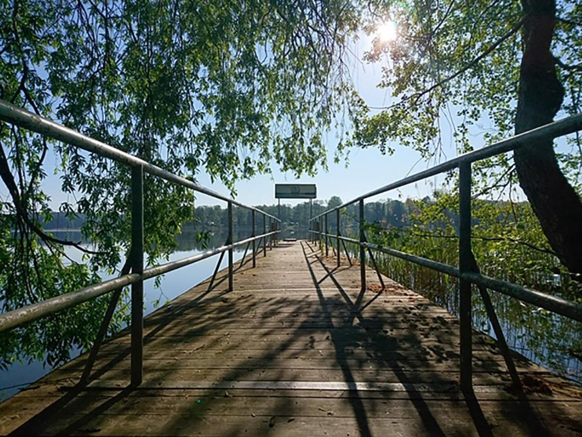Waldschenke Stendenitz Übernachten im Wald am See Neuruppin Exterior foto